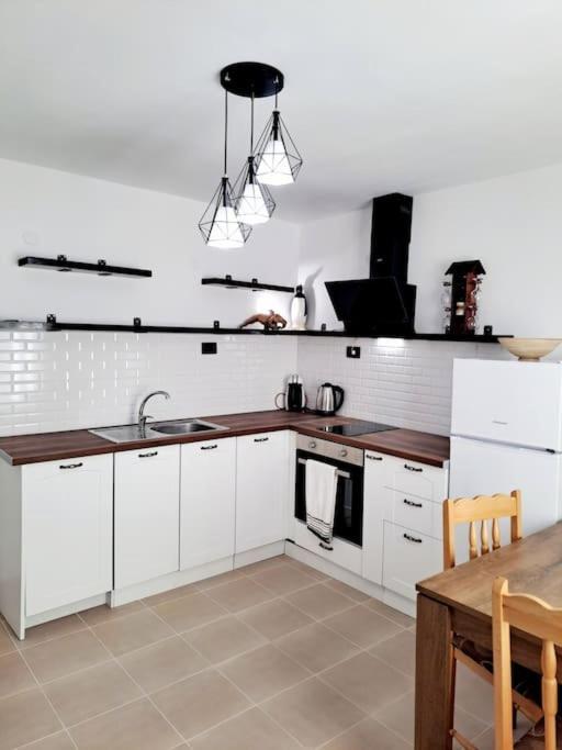 White House Apartments Haskovo Ngoại thất bức ảnh